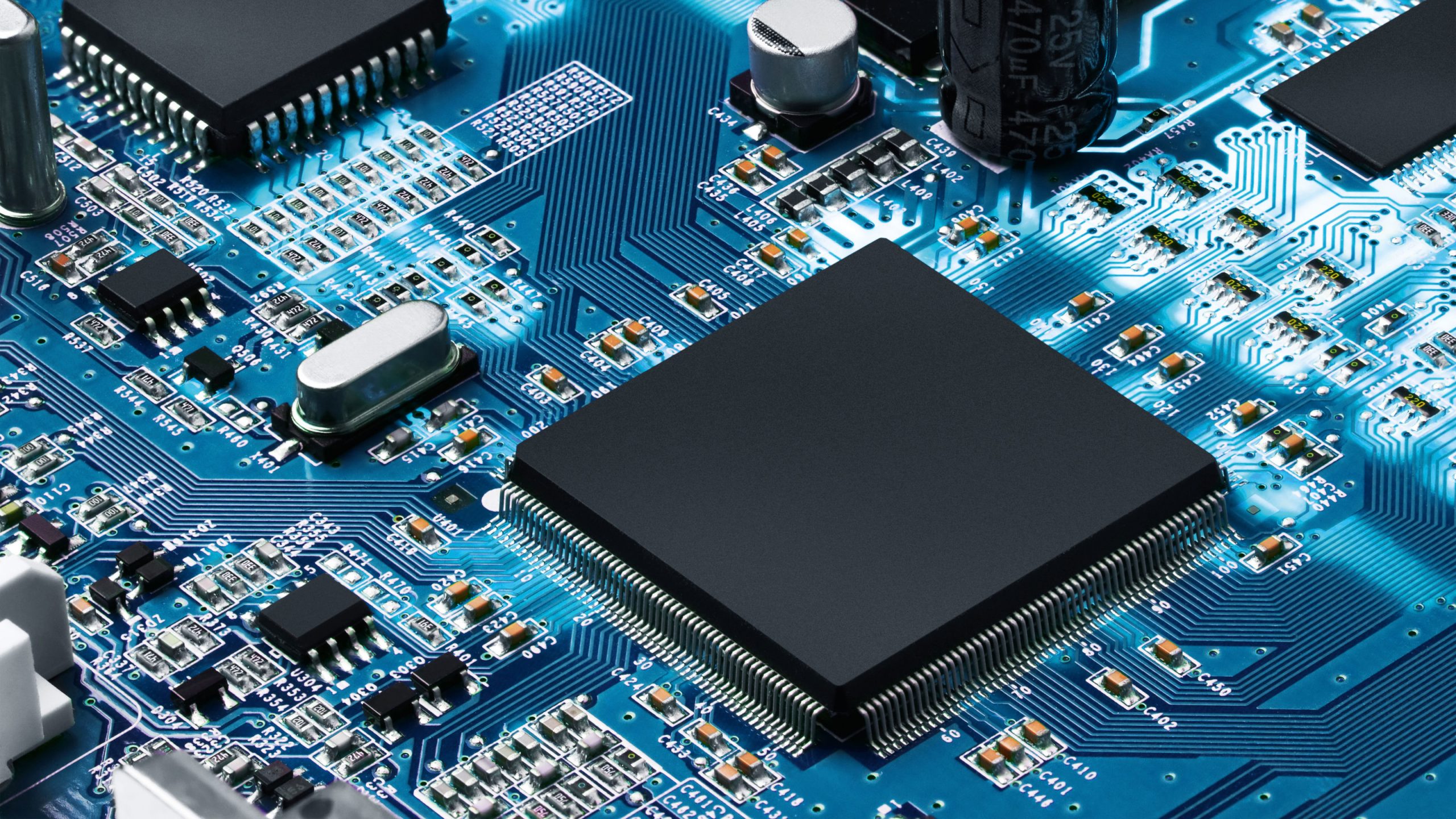 Nvidia suspendă pe moment producția cipului H20, conceput pentru China
